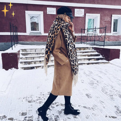 Winterschal – warmer, großer Wollschal mit Leopardenmuster für Damen