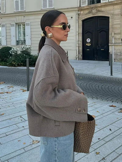 Wollmantel – kurze, einreihige Winterjacke aus Wolle für Damen