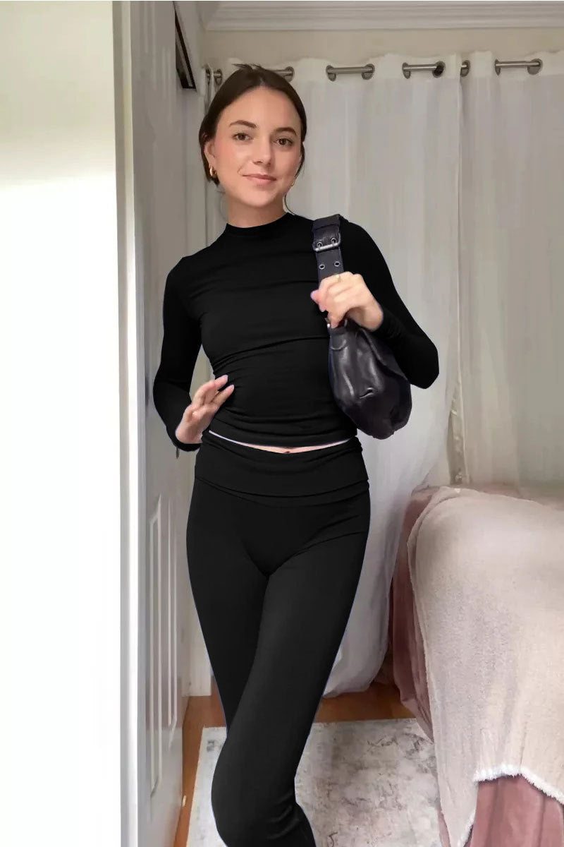 Zweiteiliges Set – elastisches T-Shirt für Damen und ausgestellte Hose mit hoher Taille Lounge-Set