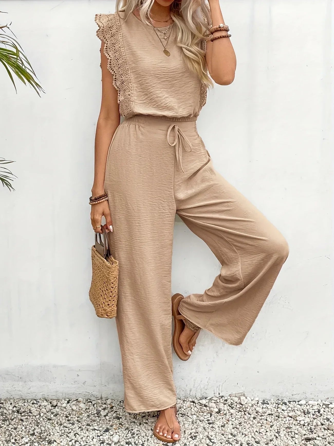 Ziva – Elegantes Spitzenoberteil Und Hose Mit Weitem Bein