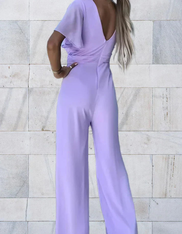 Eldora - stilvoller Jumpsuit mit tiefem V-Ausschnitt und kurzen Ärmeln für einen raffinierten und modischen Look