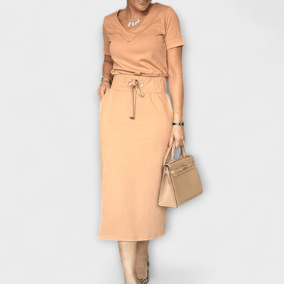Danielle - Elegantes V-Ausschnitt-Top mit passendem Rock