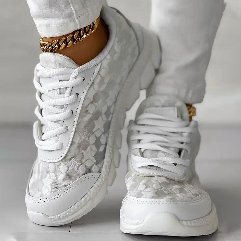 Ashley - atmungsaktive weiße Schuhe, bequeme Wanderschuhe, Sommer-Sneaker mit Stil