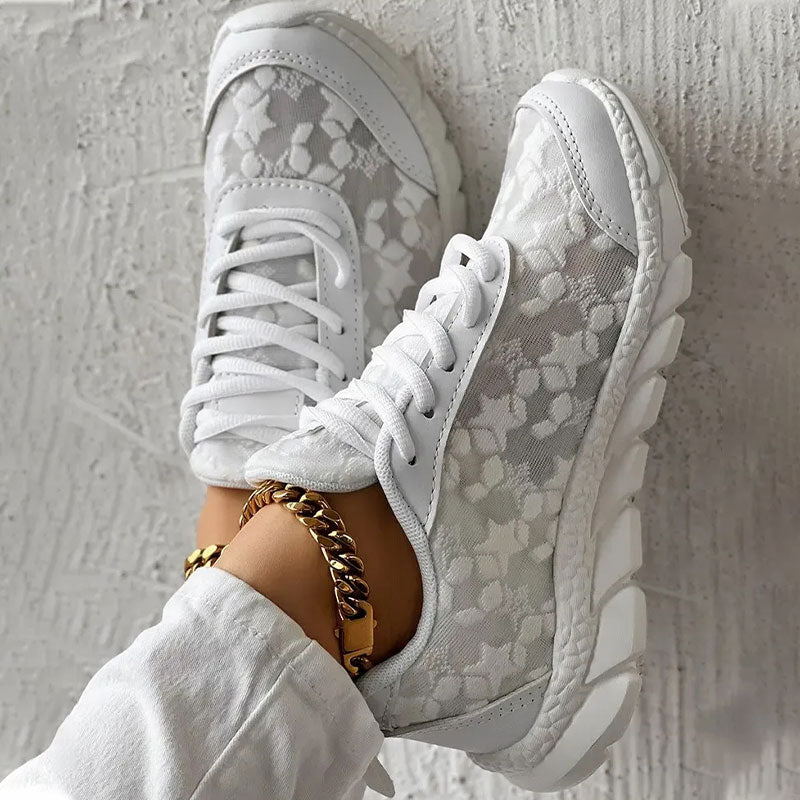 Ashley - atmungsaktive weiße Schuhe, bequeme Wanderschuhe, Sommer-Sneaker mit Stil