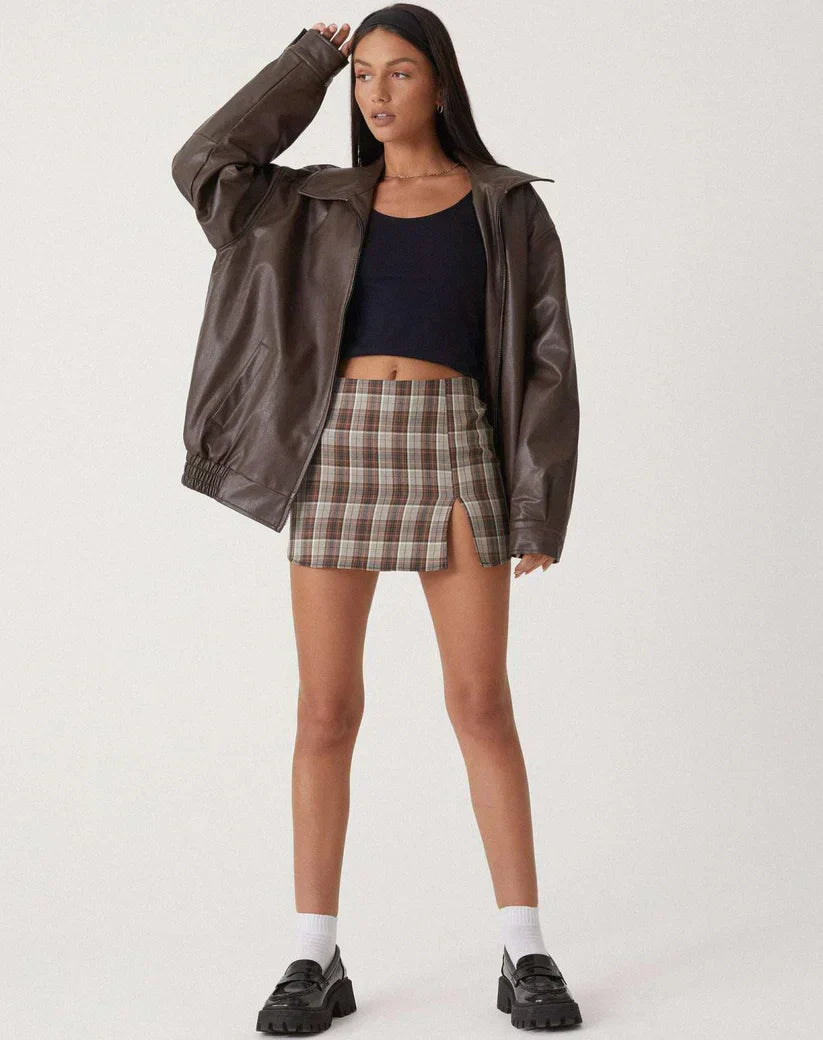 Aria - übergroß Leder Jacke mit Reißverschluss für a coolen und trendigen Blick